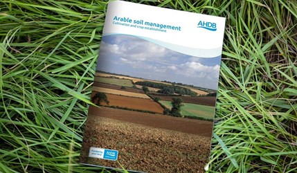 Arable soil management guide on some grass 